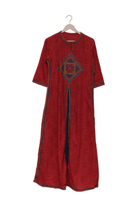 Mehr Maroon Medallion Kurti